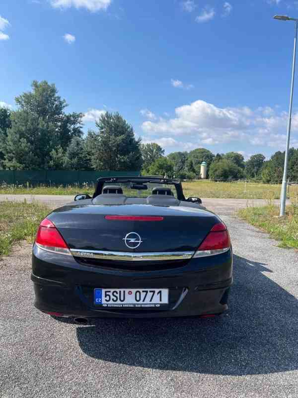 Opel Astra 1,8 - foto 4