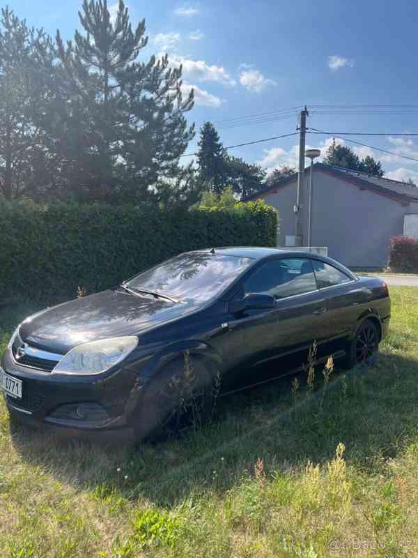 Opel Astra 1,8 - foto 12