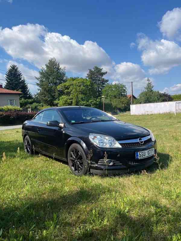 Opel Astra 1,8 - foto 1