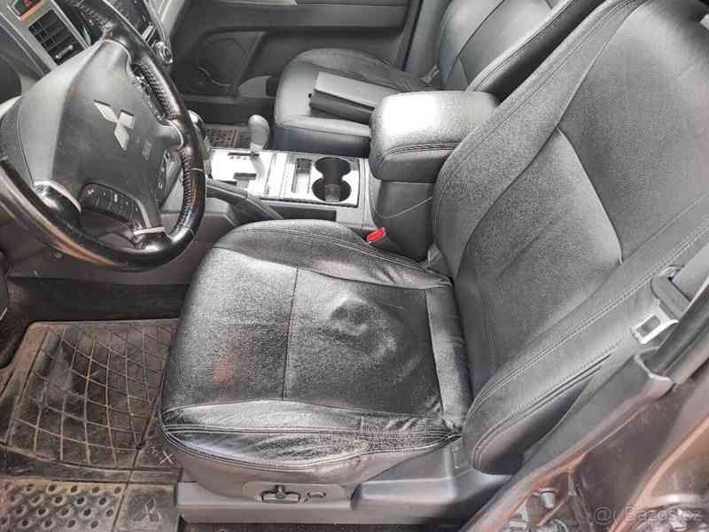 Mitsubishi Pajero 3,2   DI-D 2016 – zajímavá výbava - foto 3