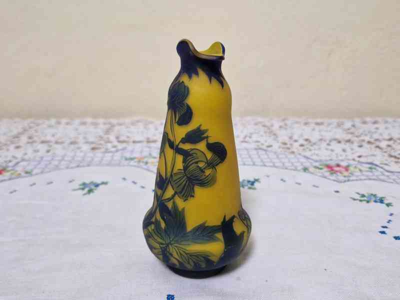 Krásná mešnší žlutá Váza Loetz Richard - foto 2