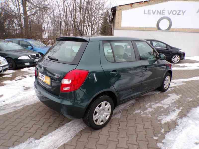 Škoda Fabia 1,6 16V AUTOMAT - foto 4