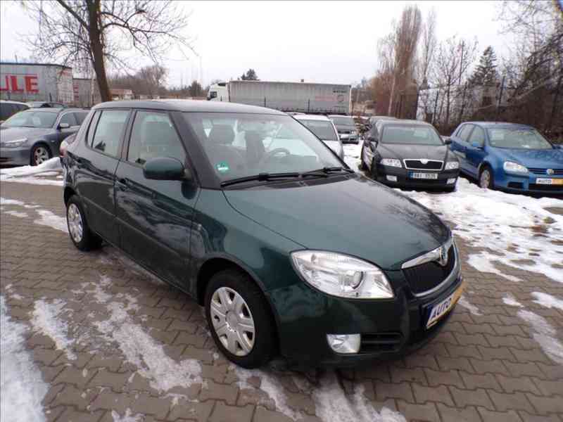 Škoda Fabia 1,6 16V AUTOMAT - foto 1
