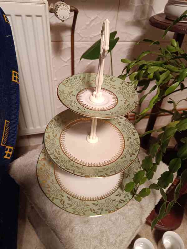 Etažéry na cukroví  - foto 3