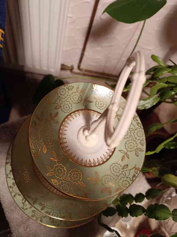 Etažéry na cukroví  - foto 4