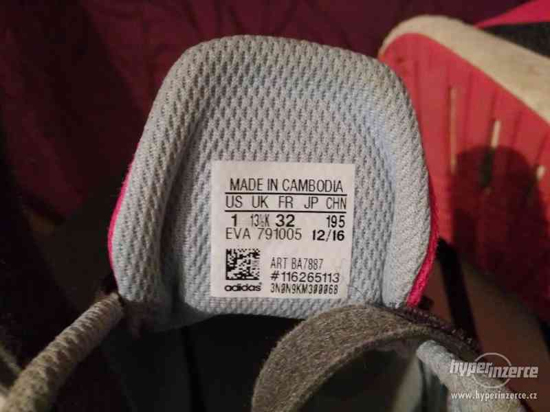 Holčičí tenisky Adidas na suchý zip - foto 3