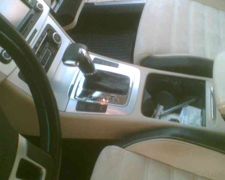 Volkswagen Passat 2,0 4x4,automat,kůže,černá metalíz - foto 8