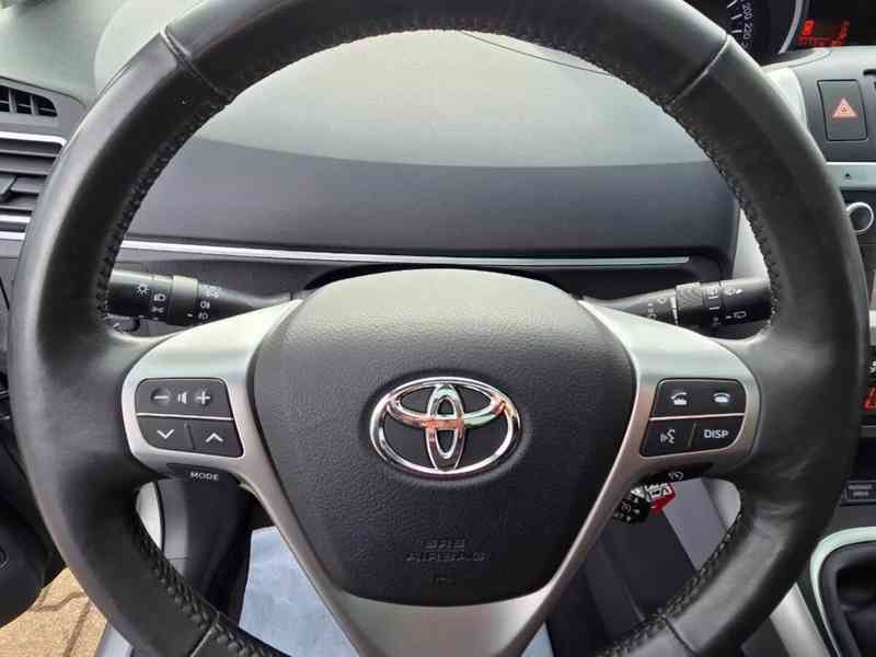 Toyota Verso 1.8i Life benzín 108kw - foto 15