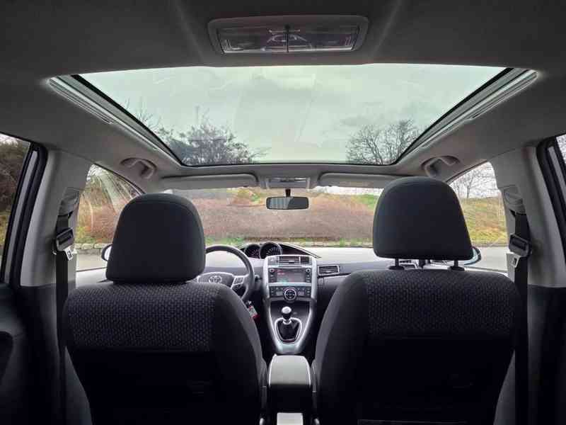 Toyota Verso 1.8i Life benzín 108kw - foto 6