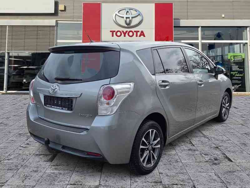 Toyota Verso 1.8i Life benzín 108kw - foto 7