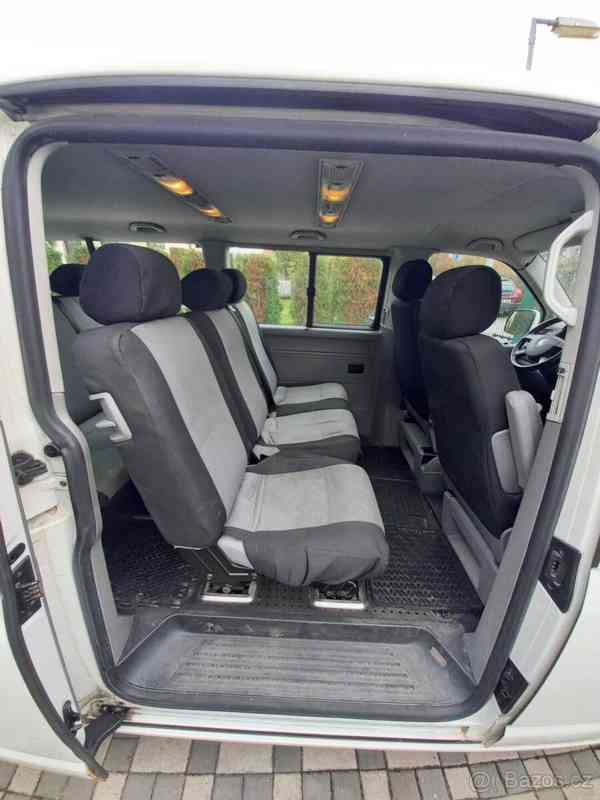 Volkswagen Caravelle 2,5   TDI 4x4 - foto 2