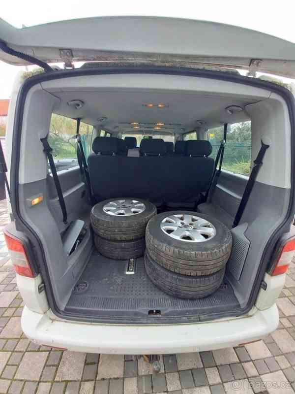 Volkswagen Caravelle 2,5   TDI 4x4 - foto 5