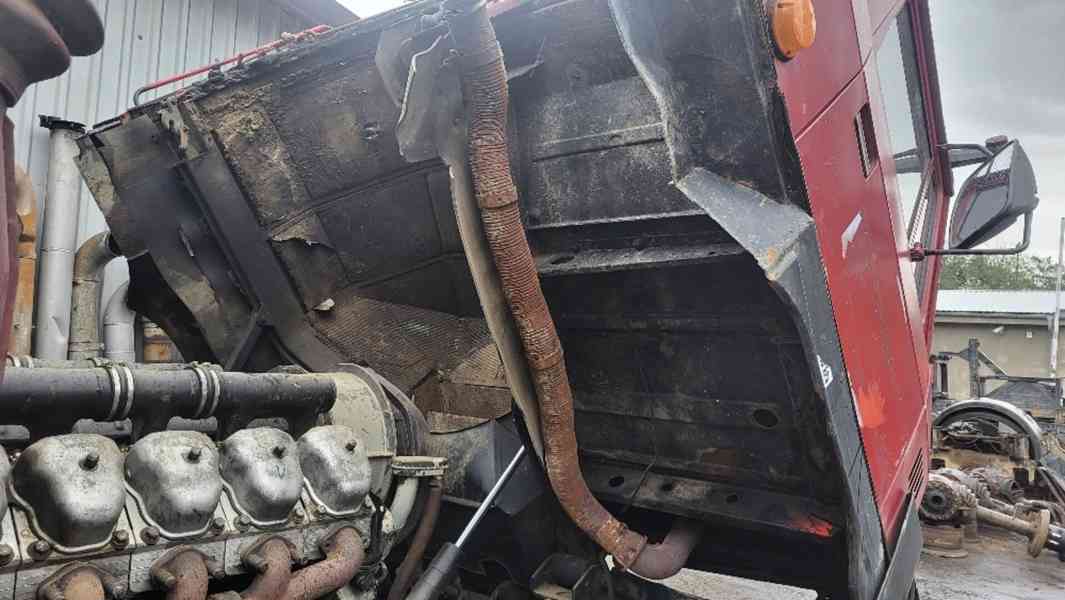 Kabina T815 T1 - foto 4