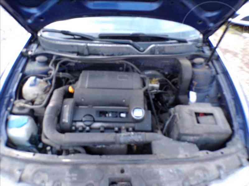 Seat Leon 1,4 i16V - foto 11