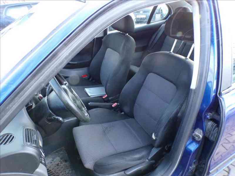 Seat Leon 1,4 i16V - foto 7