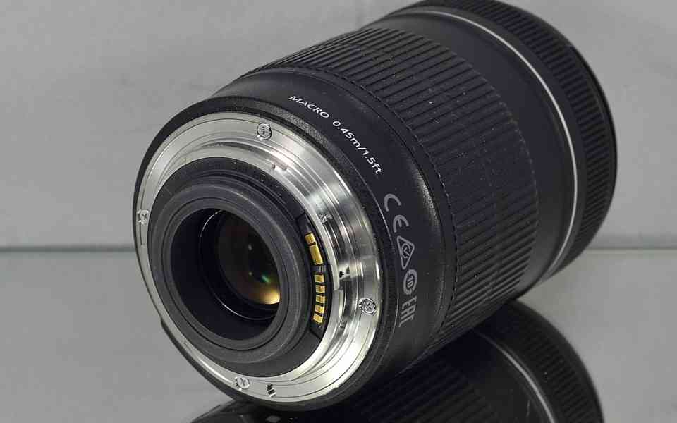 Canon EF-S 18-135mm f/3.5-5,6 IS **APS-C  - foto 5