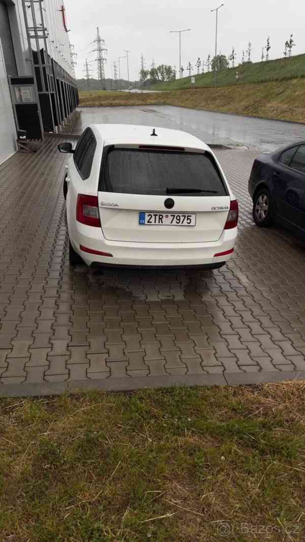 Škoda Octavia 1,6 III, Tdi 82kw bez adblue - foto 2