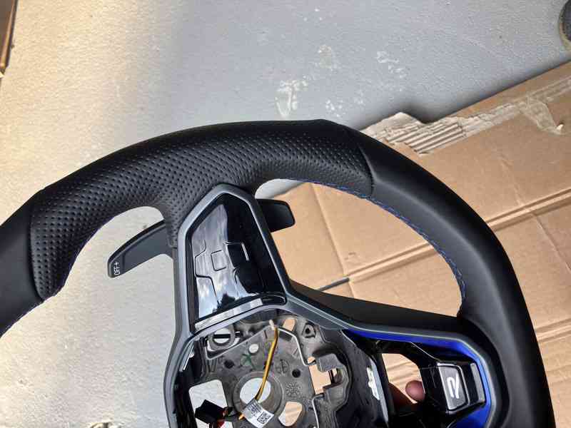 volant DOTYK MULTI VW GOLF VIII R-LINE 3G8419089 - foto 3