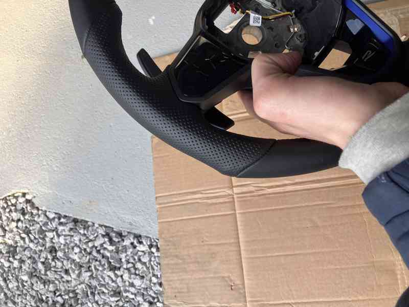 volant DOTYK MULTI VW GOLF VIII R-LINE 3G8419089 - foto 5
