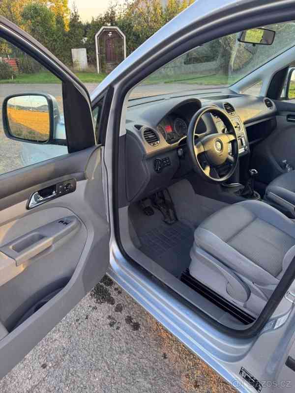 Volkswagen Caddy 1,9   TDI 77kw 7 Míst - foto 6