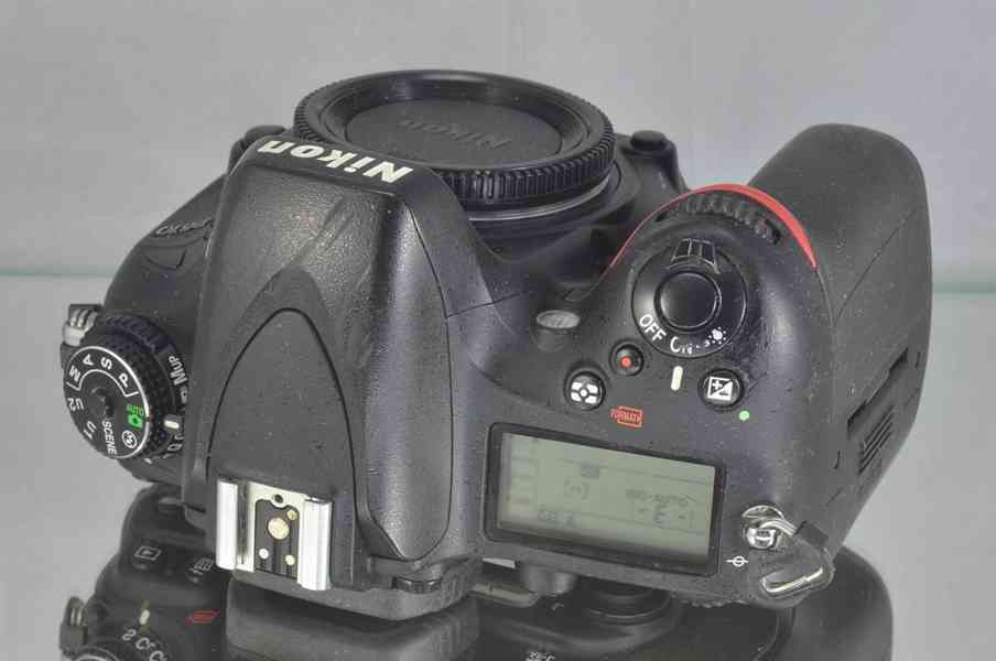 Nikon D610 CMOS*Full HDV*NEF (RAW)+JPEG*33 000 Exp - foto 5