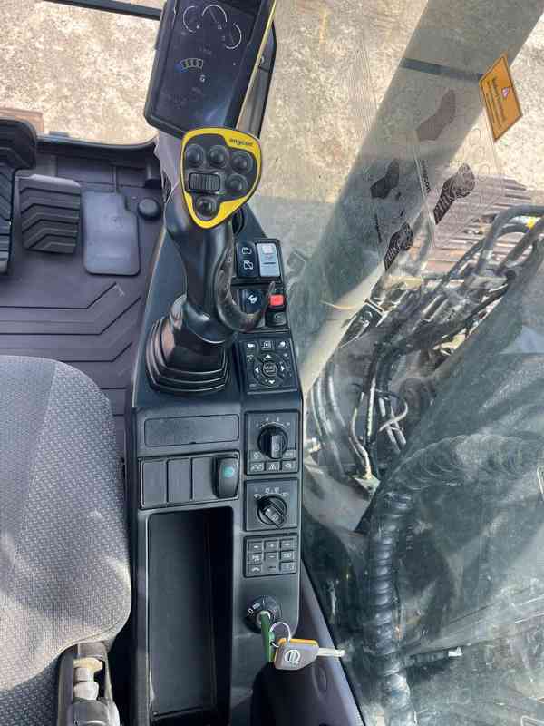 Pásové rypadlo Volvo EC140EL (Možnost leasingu) - foto 9