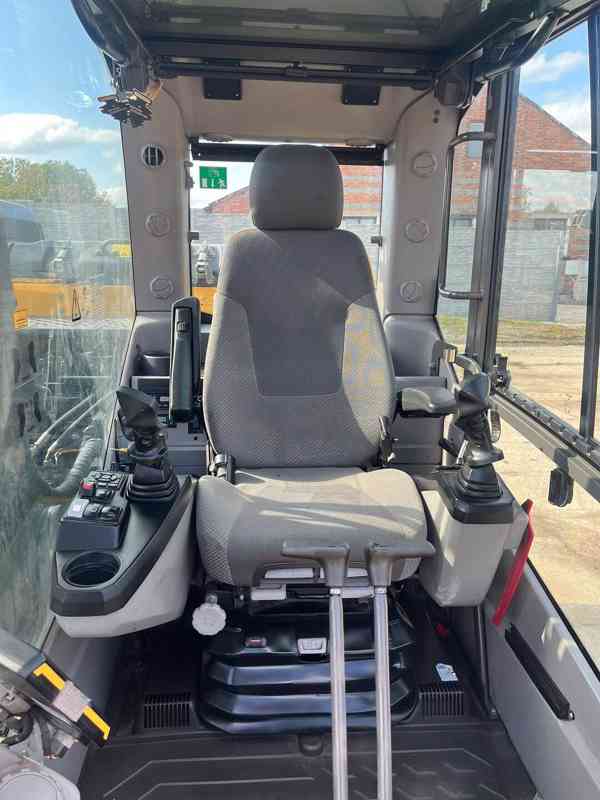 Pásové rypadlo Volvo EC140EL (Možnost leasingu) - foto 7