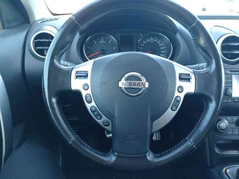 Nissan Qashqai 2.0 dCi 4x4/Panorama/1Maj/NAVI - foto 17