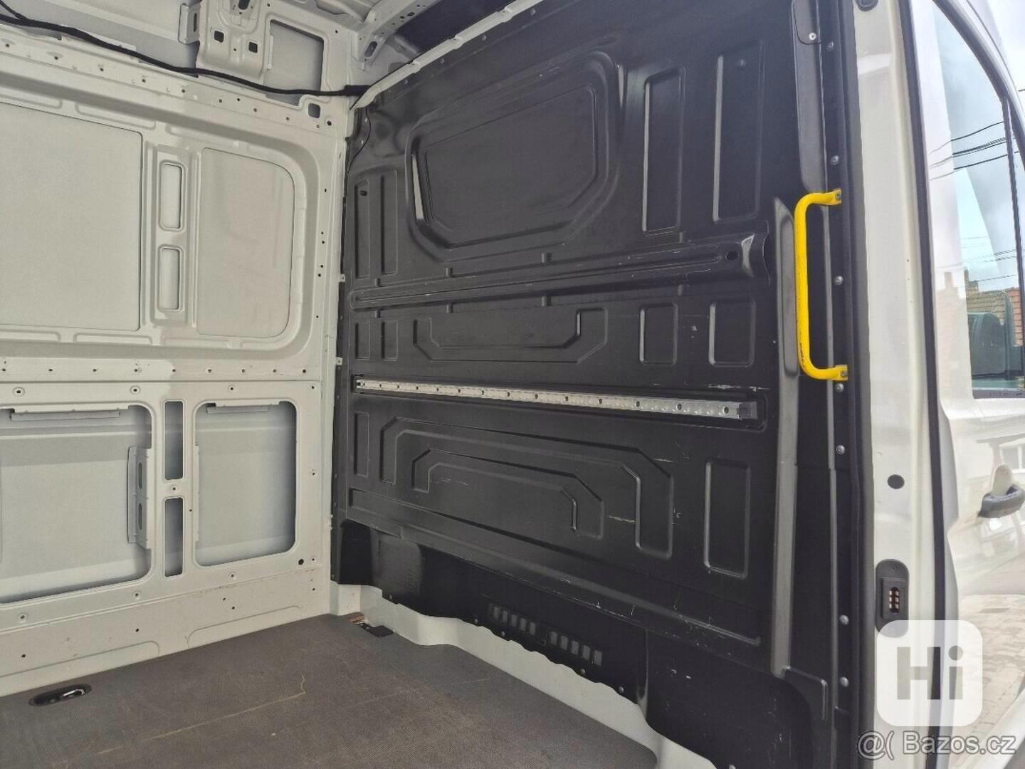 Ocelová dělící přepážka VW Crafter, MAN Tge - foto 1