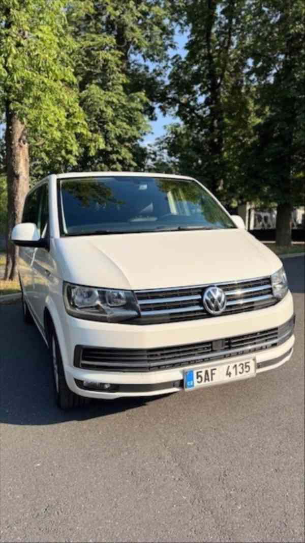 Volkswagen Multivan 2,0   Highline 2016 - foto 1