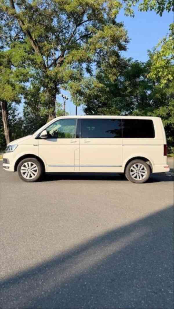 Volkswagen Multivan 2,0   Highline 2016 - foto 3