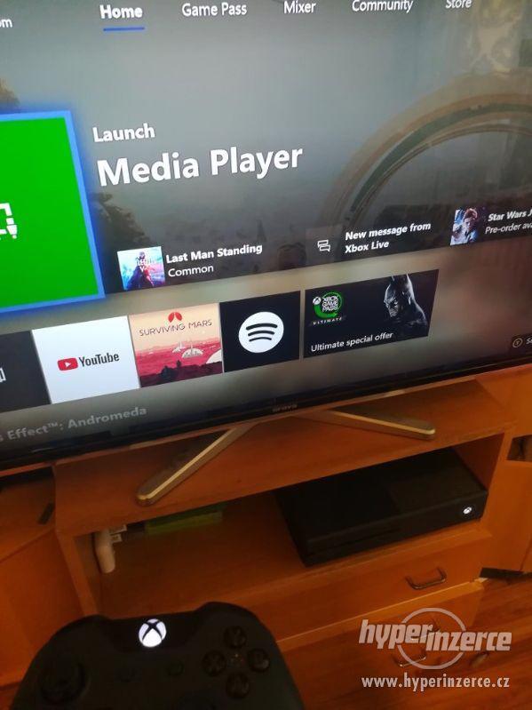 Xbox one 1TB Forza Limited Edition + NHL 17 - foto 5