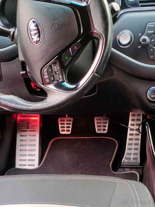 Kia Ceed 1,6   SW CDRi-GT-LINE - foto 4