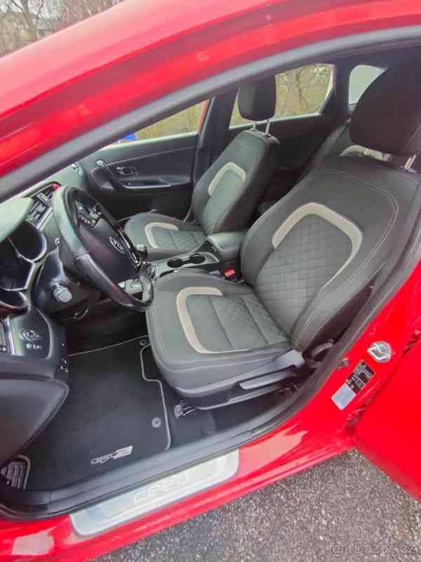 Kia Ceed 1,6   SW CDRi-GT-LINE - foto 17