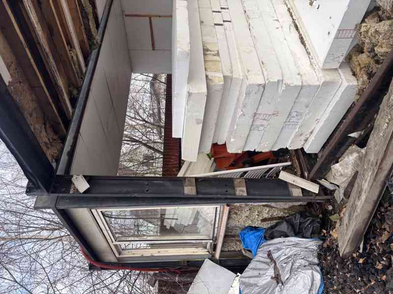 Dvě unimobuňky na rekonstrukci - foto 2