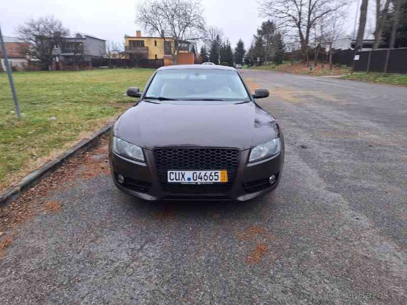 Audi Q5 2,0   2 l benzin - foto 1