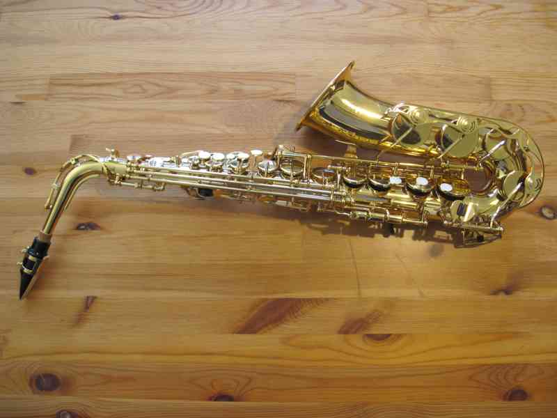 alt saxofon YAS 280 - foto 4