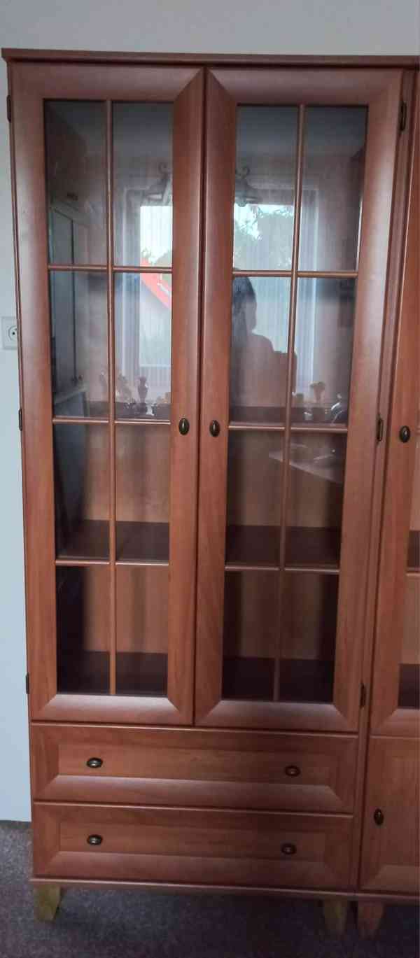 prosklené vitríny - foto 3