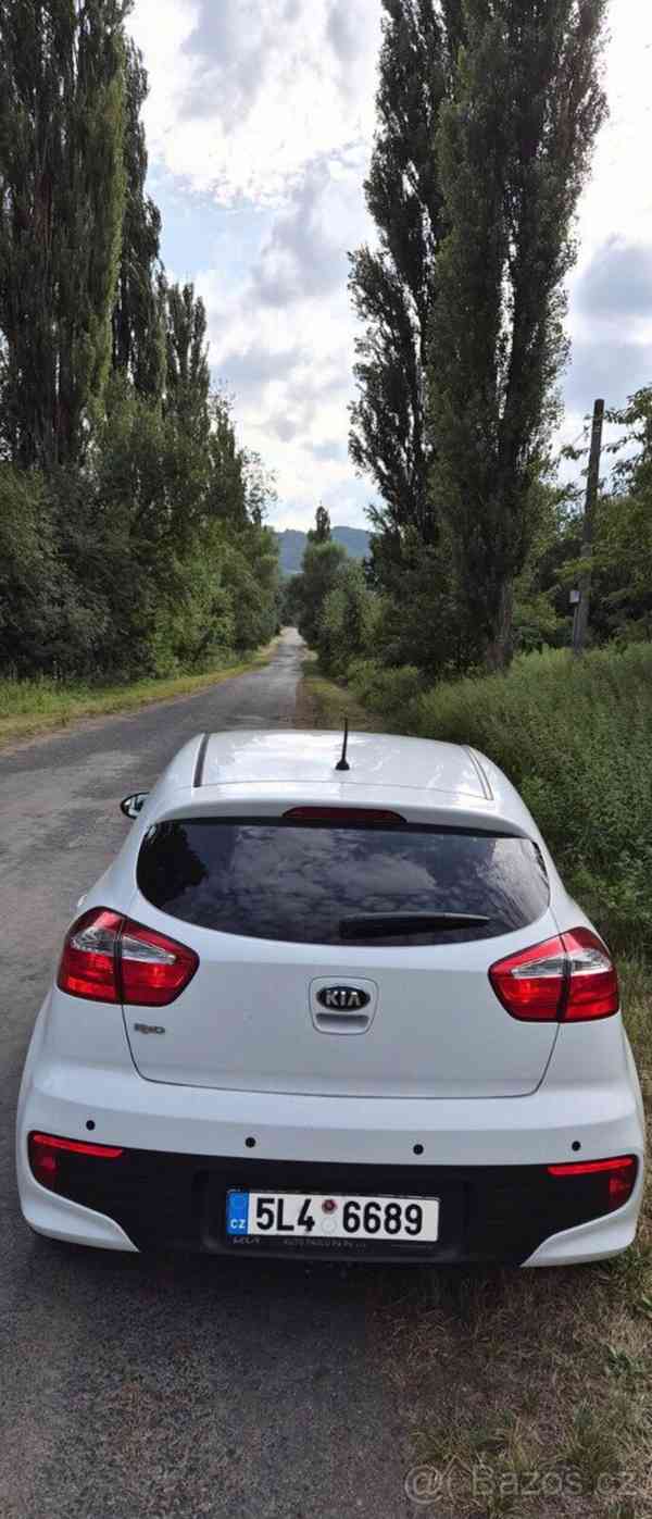 Kia Rio 1,2   CVVT, 62 kW, 1. majitelka, ČR - foto 13
