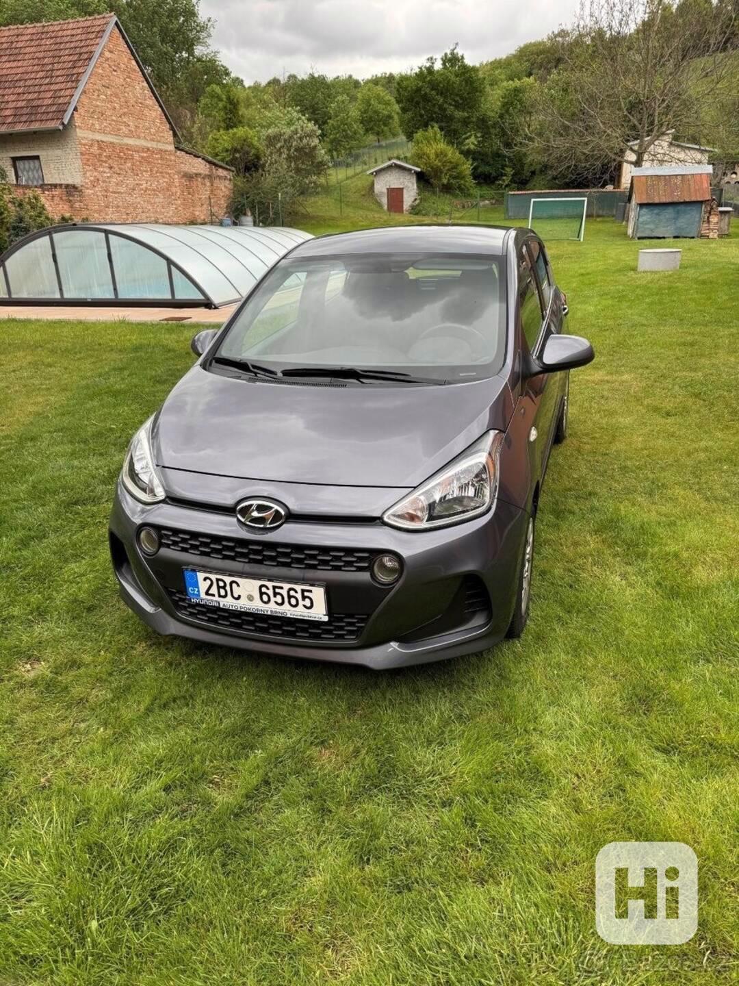 Hyundai i10 1,0 - foto 1