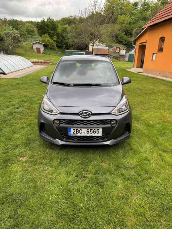 Hyundai i10 1,0 - foto 2