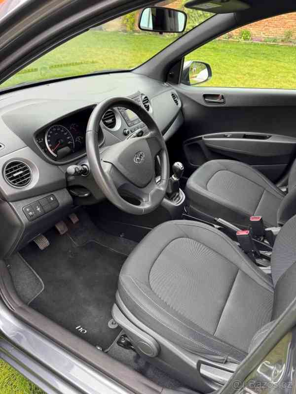 Hyundai i10 1,0 - foto 16