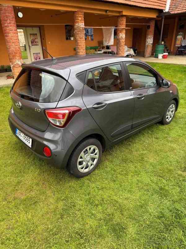 Hyundai i10 1,0 - foto 10