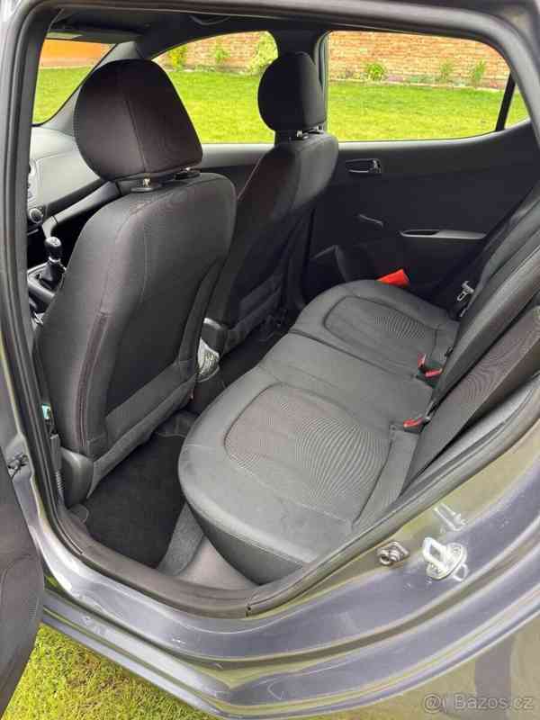 Hyundai i10 1,0 - foto 7