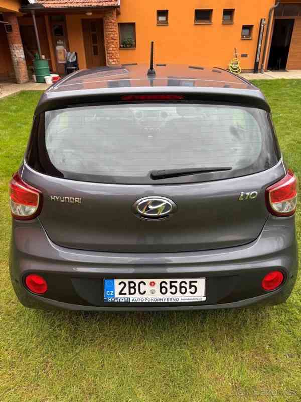 Hyundai i10 1,0 - foto 9