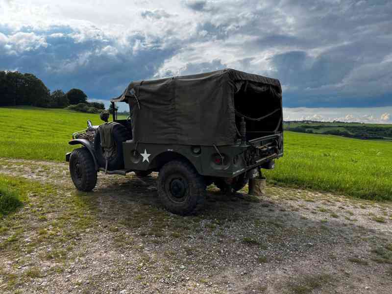 Dodge WC 51  US Army 1943 benzín 62kw - foto 7