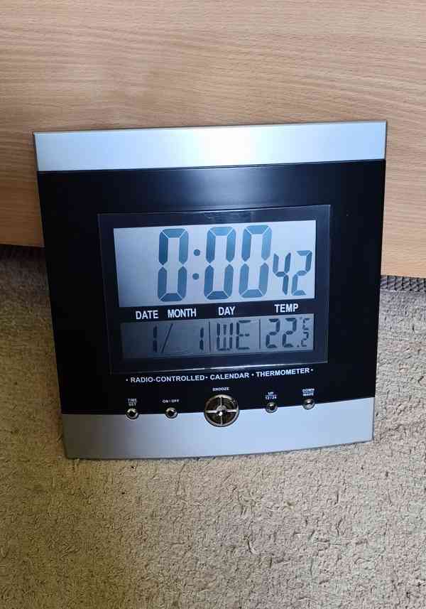 Větší meteostanice s budíkem. TOP stav ! Zánovní ! 