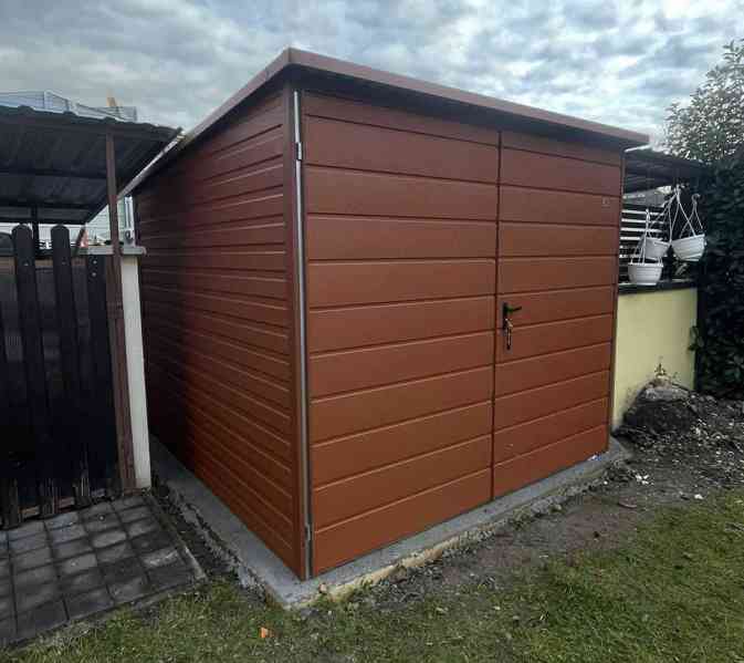 Plechova garáž 2,5x3m Dvoukřídlá vrata světle hnědá TS1001 - foto 2