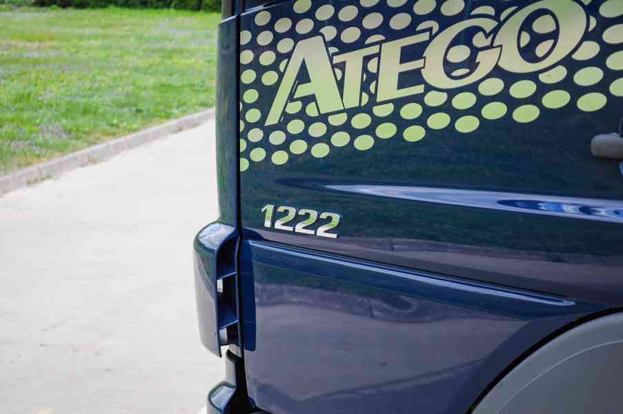 MERCEDES-BENZ ATEGO 1222 - NOVÝ HÁKOVÝ NOSIČ KONTEJNERŮ - foto 36