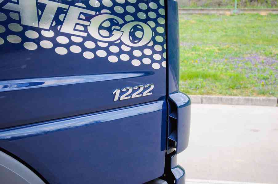 MERCEDES-BENZ ATEGO 1222 - NOVÝ HÁKOVÝ NOSIČ KONTEJNERŮ - foto 9